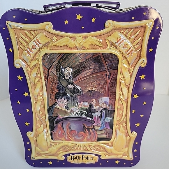 Harry Potter Sorcerer's Stone Tin Carry Case Collectible - Picture 5 of 8
